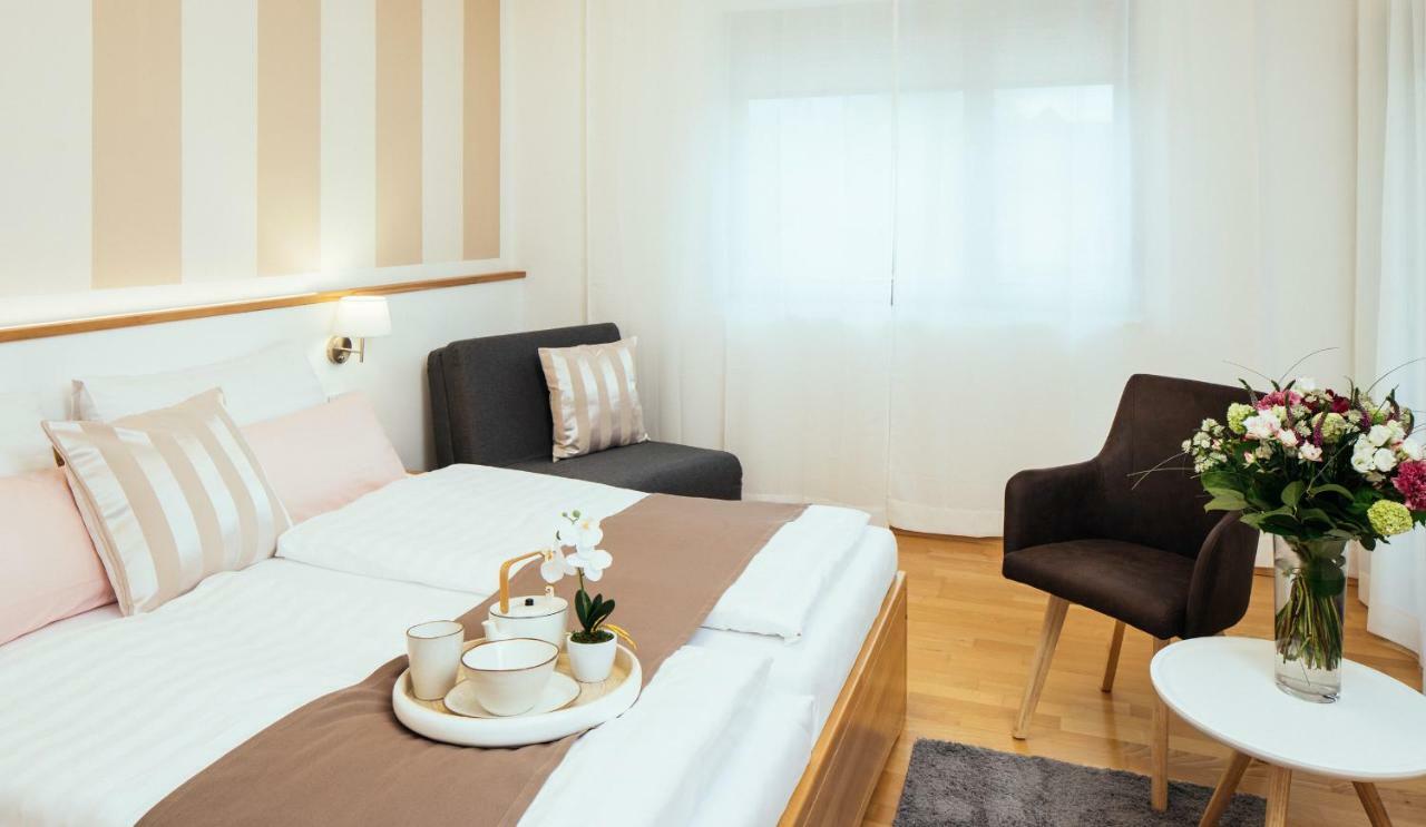 Pension Auszeit Velden Velden am Wörthersee Exteriér fotografie