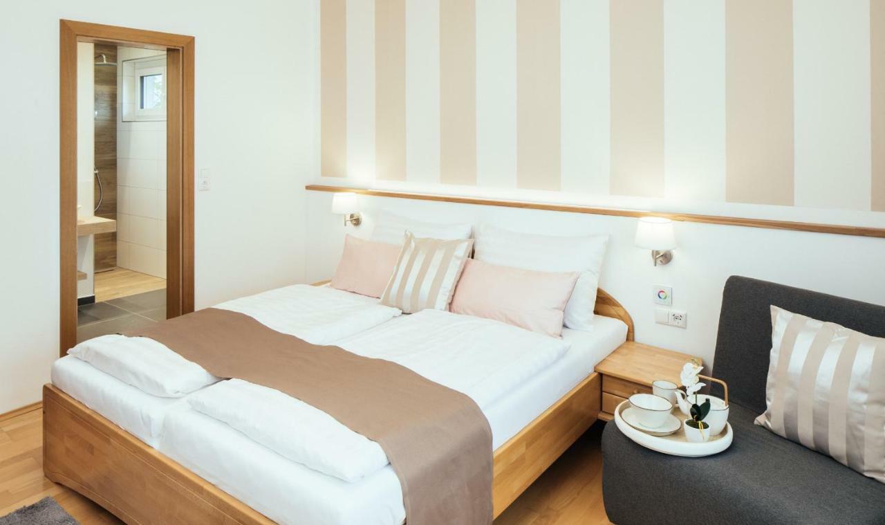 Pension Auszeit Velden Velden am Wörthersee Exteriér fotografie